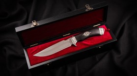 Авторский нож Оберег-2 (тигельный булат, эбен, литьё мельхиор)