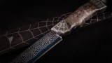 Авторский нож Паутина (мозаичный дамаск с тигельным булатом, титан, дамаск, корень карельской березы, инкрустация серебром), фото 5