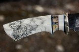 Авторский нож Шаман (сложный мозаичный дамаск, зуб мамонта, клык моржа, формованные ножны, скрим шоу), фото 3