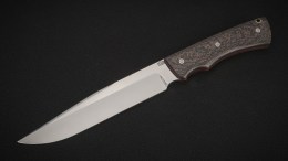 Нож Элизиум фултанг (М390, медный карбон, мозаичный пин, формованные ножны)